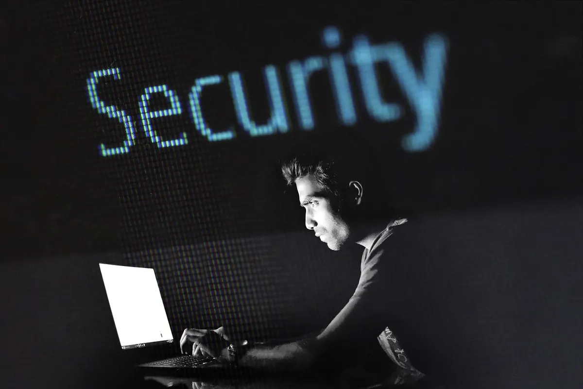 Dark Web Threat Intelligence for Beginners: How to Read a Leak Site Without Getting Scammed